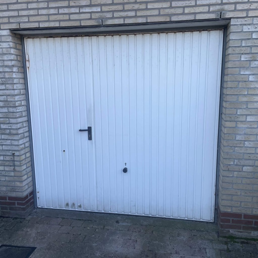 Garagedeur 1
